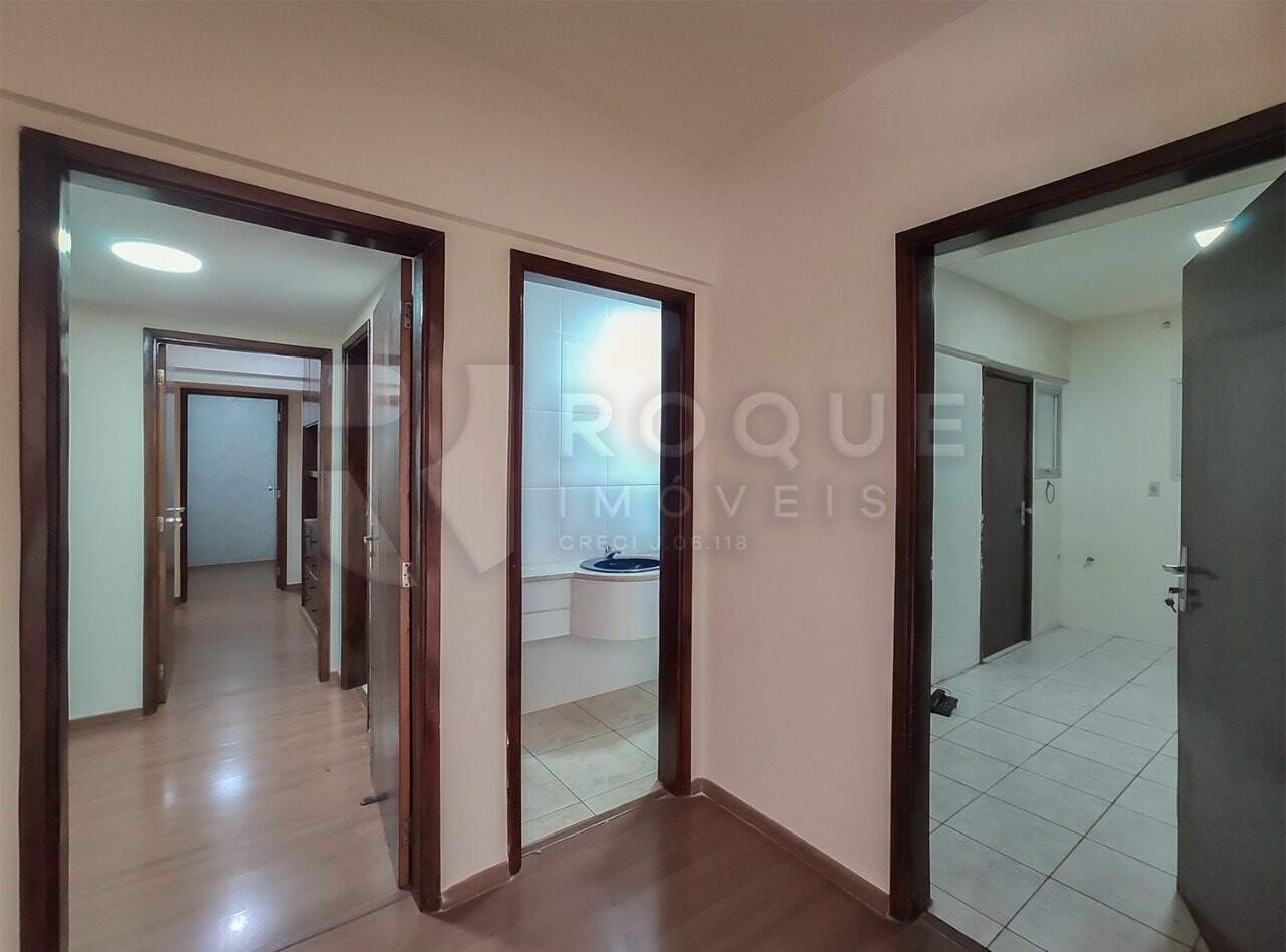 Apartamento para aluguel no bairro Centro: Hall