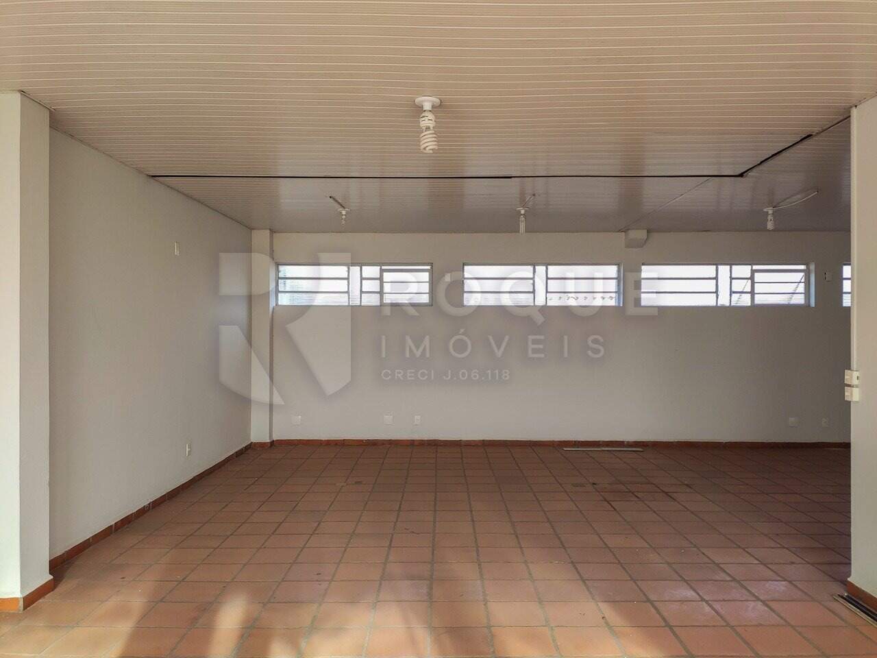 Salas/Conjuntos para aluguel no bairro Vila Anita: Sala