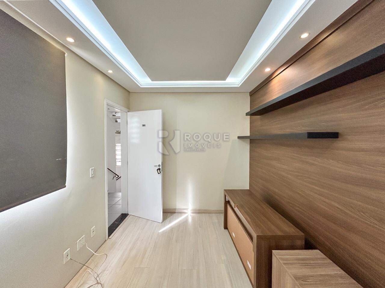 Apartamento para aluguel no bairro Graminha: Sala