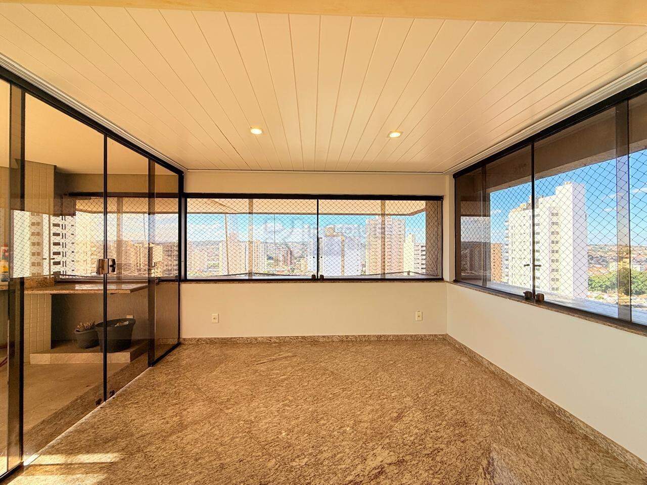 Apartamento para aluguel no bairro Centro: Sala da Sacada