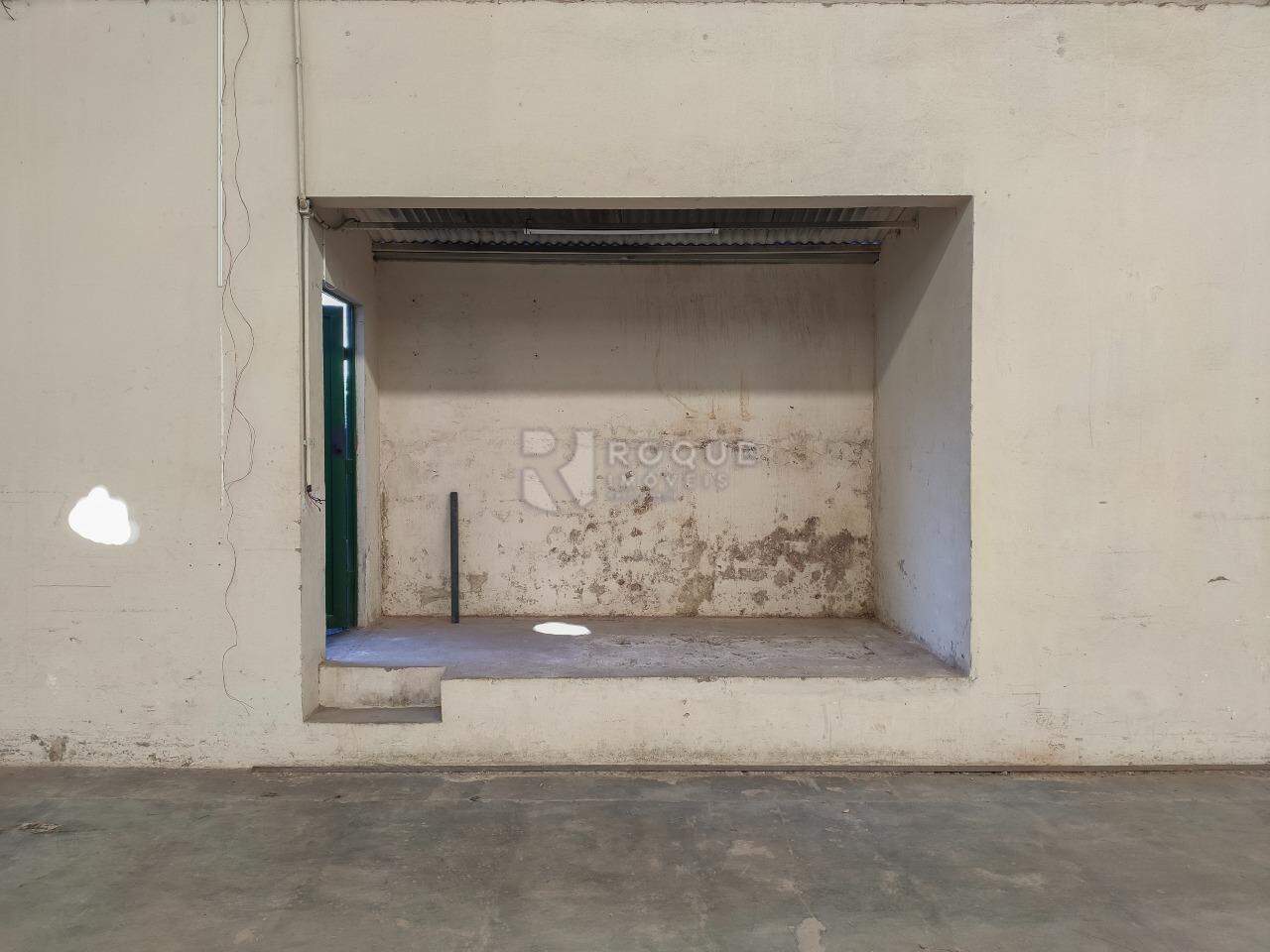 Barracão/Galpão para aluguel no bairro VILA NOVA BRASILIA: Acesso corredor 2