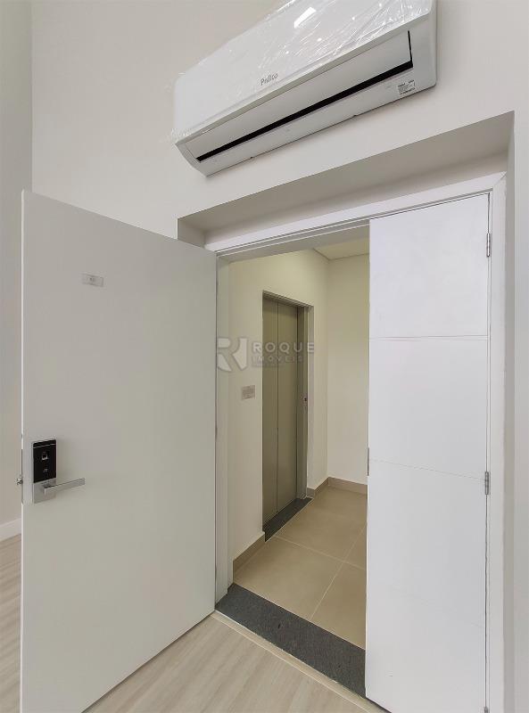 Apartamento para aluguel no bairro Jardim Florença: Hall privativo