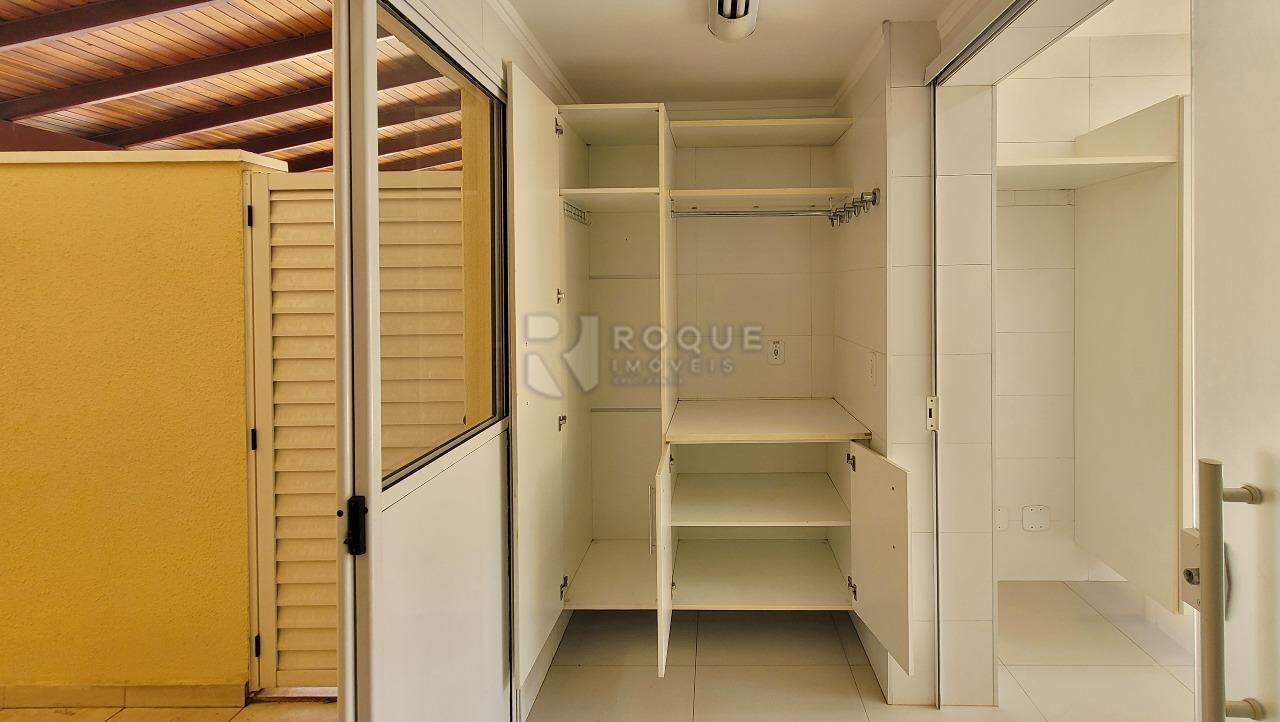 Casa em condomínio para aluguel no bairro Residencial Villa do Sol: Área de serviço