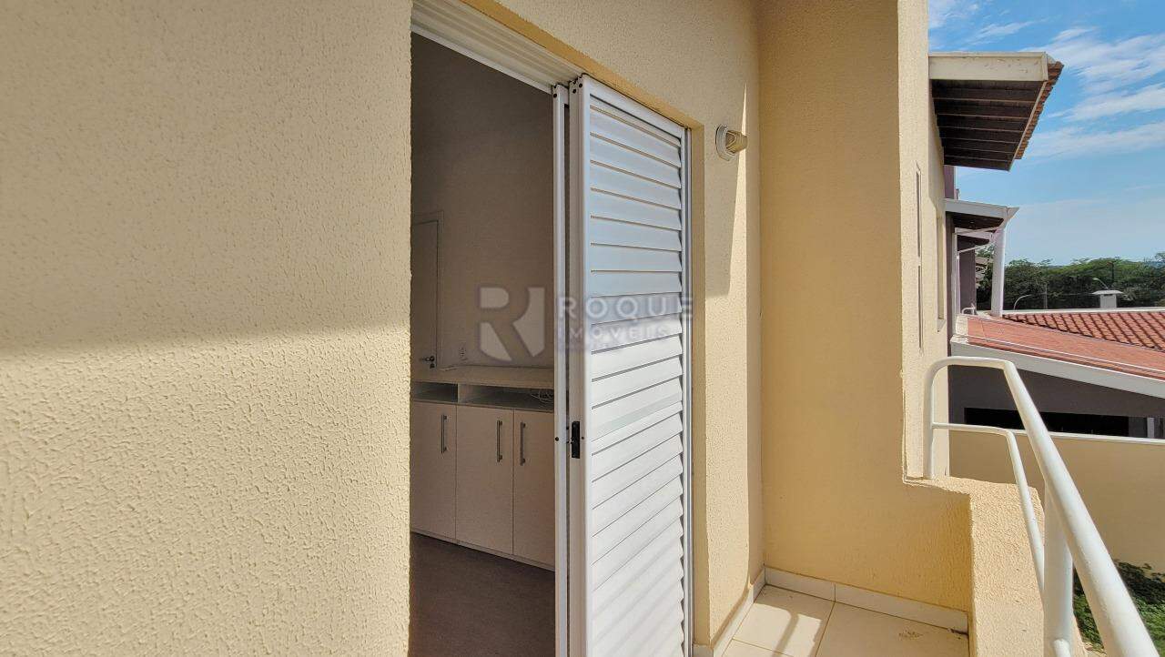 Casa em condomínio para aluguel no bairro Residencial Villa do Sol: Varanda suíte