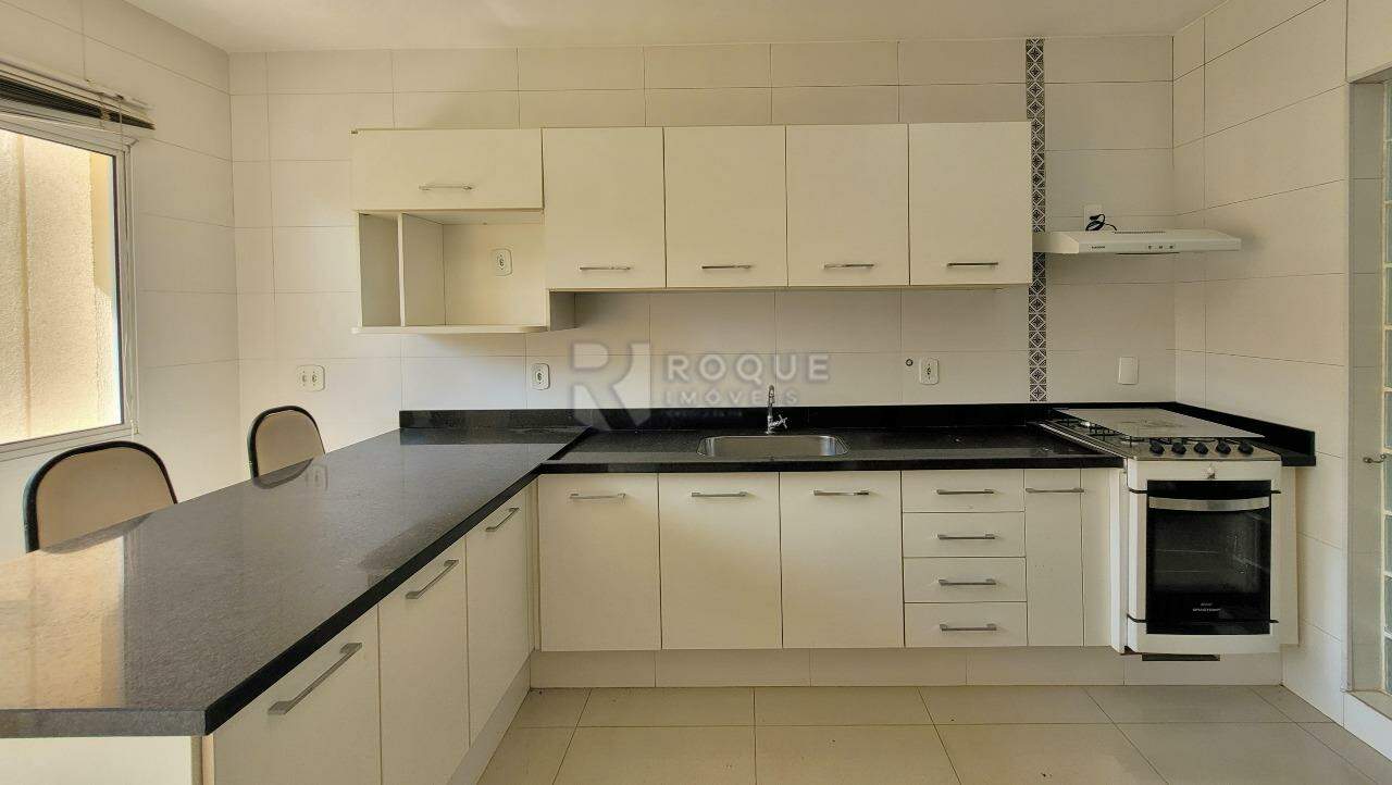 Casa em condomínio para aluguel no bairro Residencial Villa do Sol: Cozinha