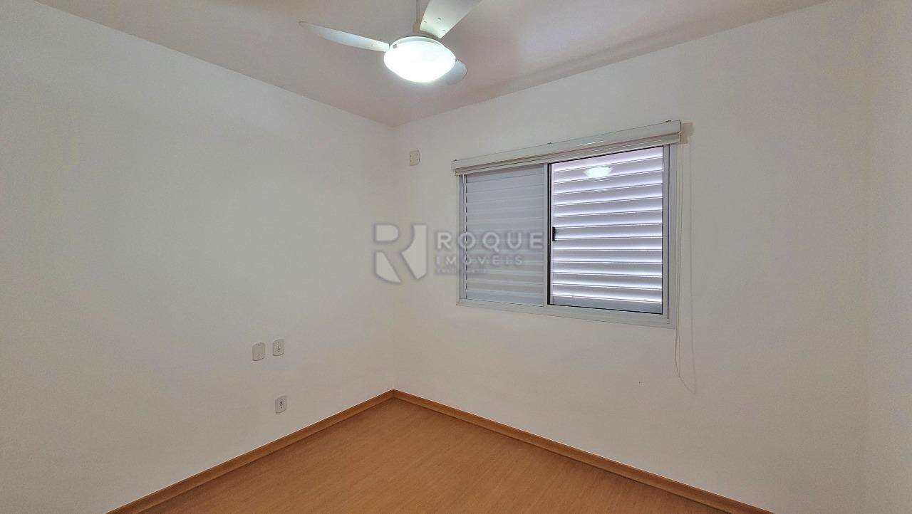 Casa em condomínio para aluguel no bairro Residencial Villa do Sol: Dormitório 01
