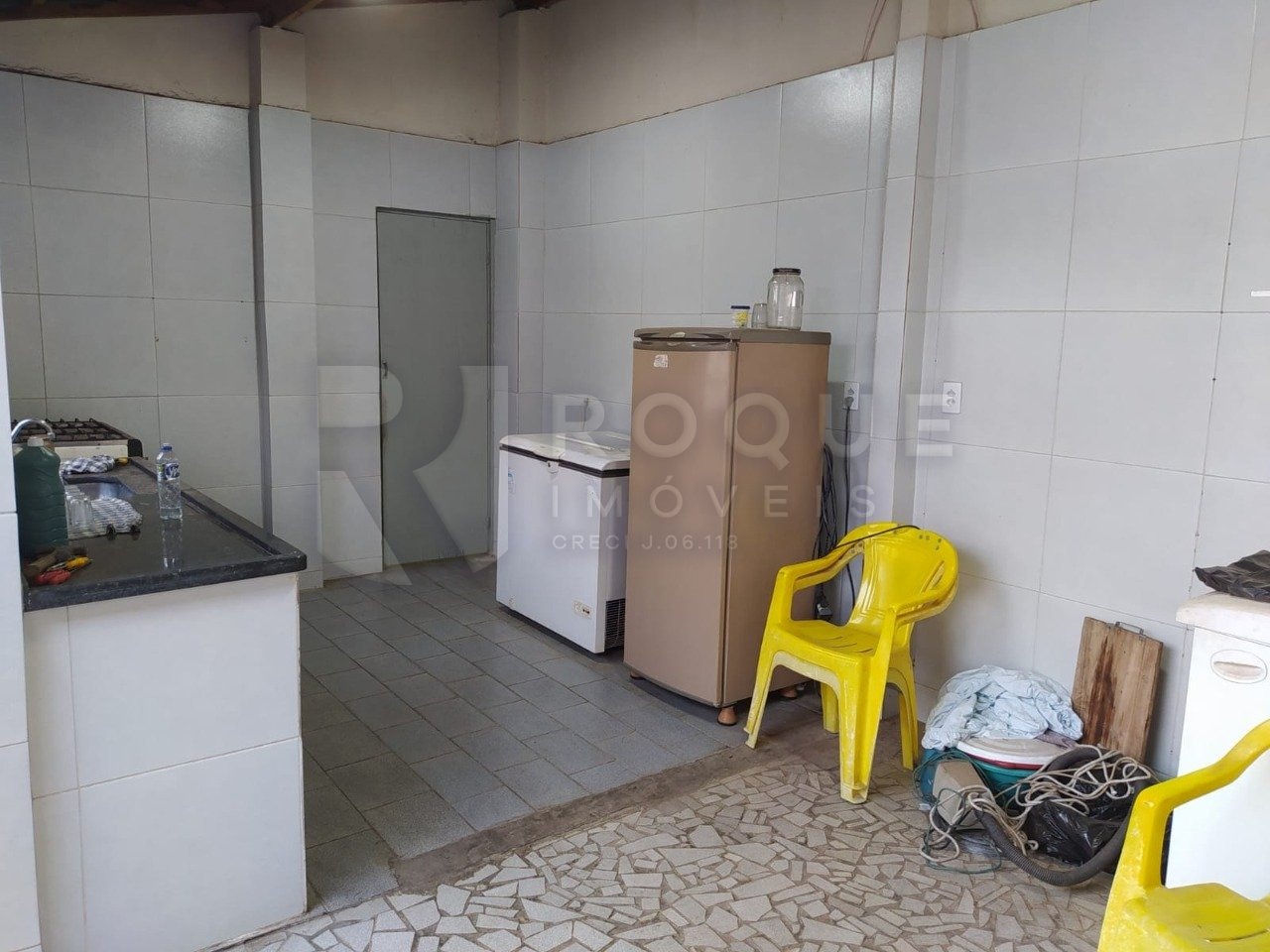 Casa Comercial à venda no bairro Parque Residencial Aeroporto: 