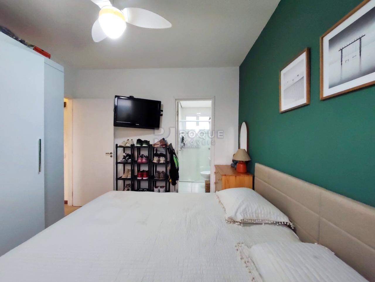 Apartamento à venda no bairro Jardim Residencial Francisco Cruãnes: SUÍTE