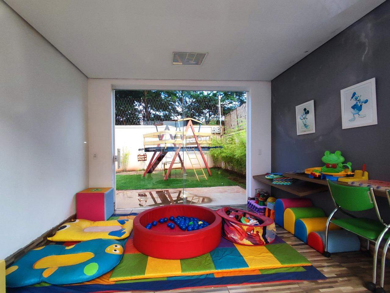 Apartamento à venda no bairro Jardim Residencial Francisco Cruãnes: ESPAÇO KIDS