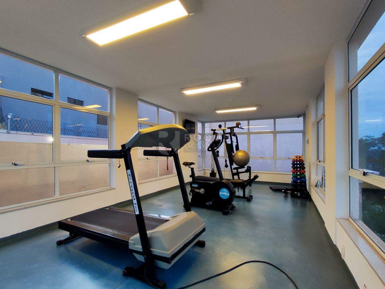 Apartamento à venda no bairro Jardim Residencial Francisco Cruãnes: ACADEMIA