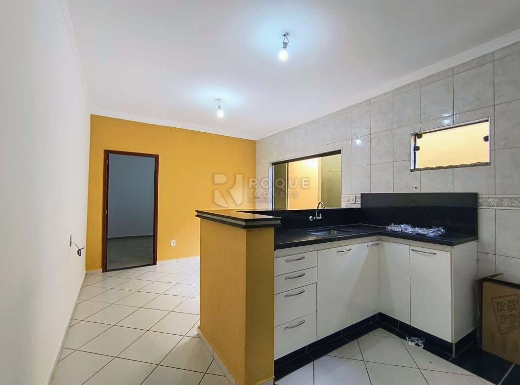 Casa Residencial para aluguel no bairro Parque Residencial Aeroporto: Cozinha 