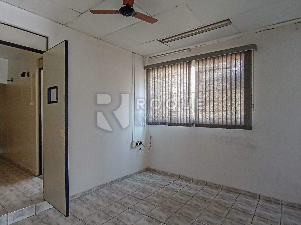Casa Residencial para aluguel no bairro Centro: Sala
