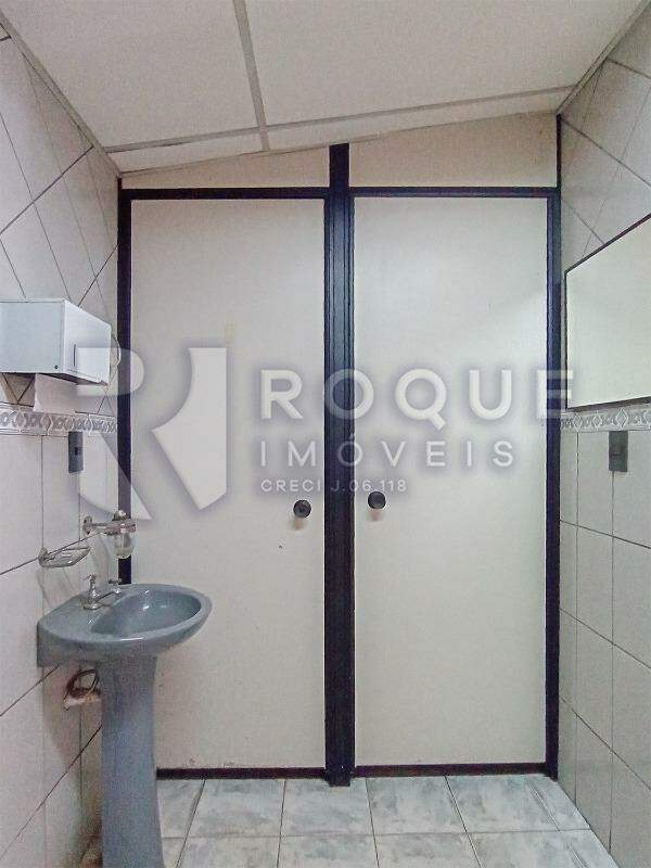 Casa Residencial para aluguel no bairro Centro: Pia Wc
