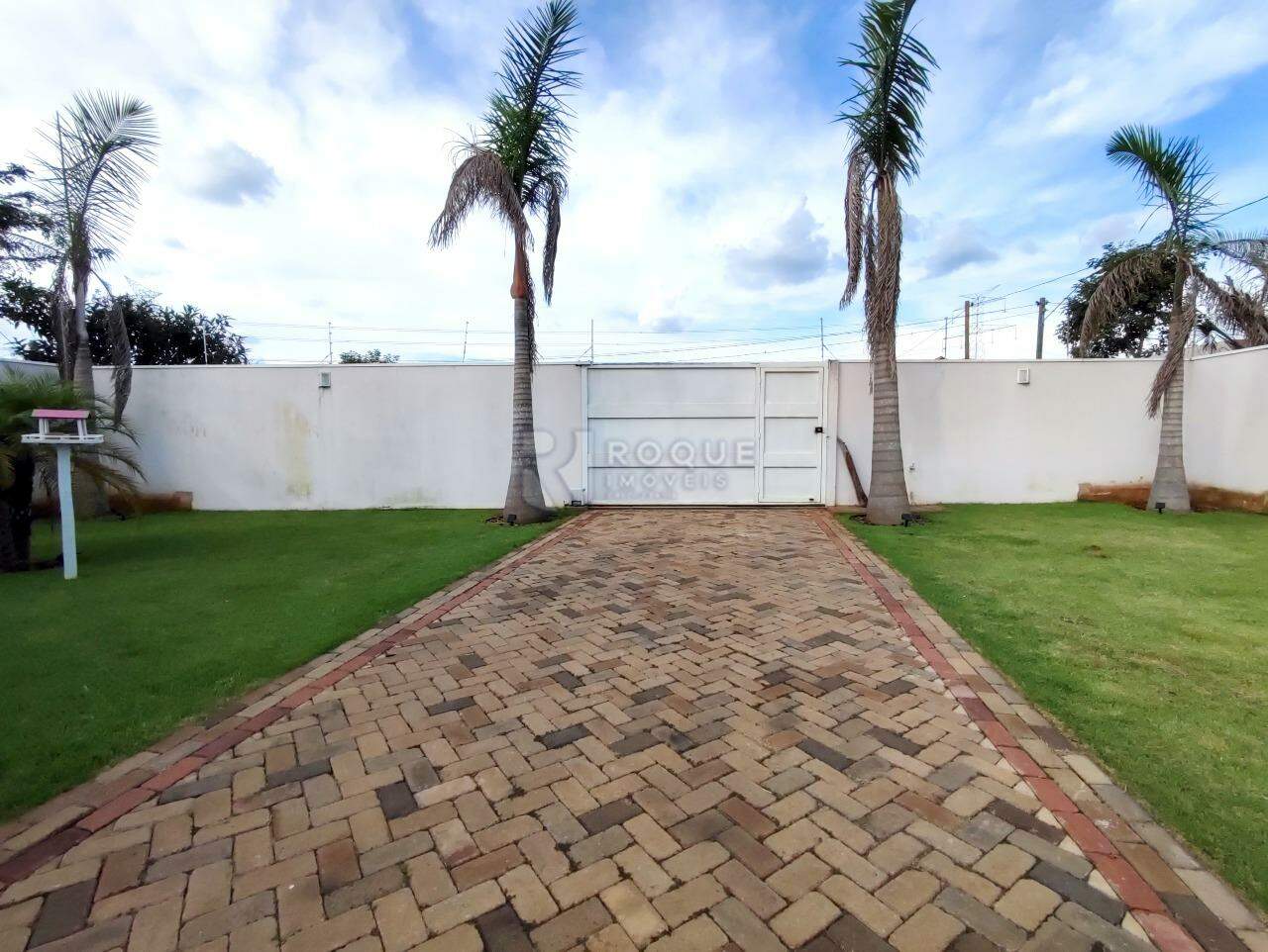 Chácara à venda no bairro Bairro dos Frades: ENTRADA