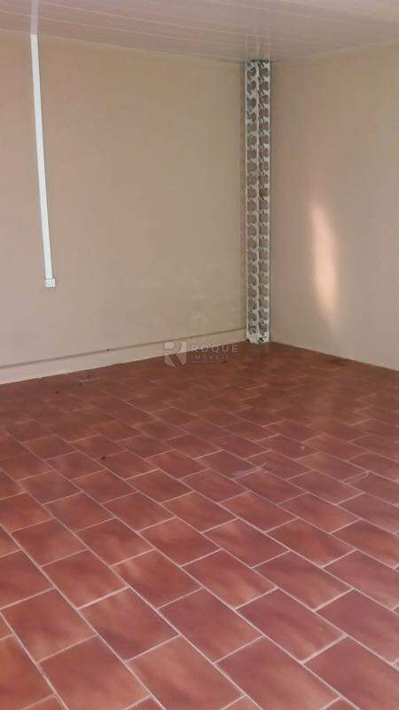 Casa Residencial à venda no bairro CENTRO: Sala fundos