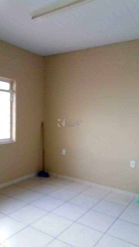 Casa Residencial à venda no bairro CENTRO: Sala 04