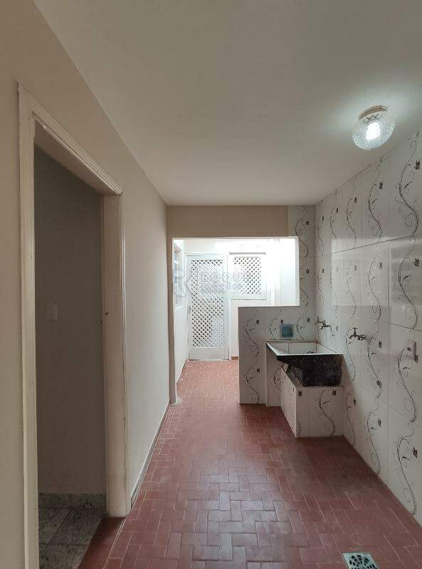Casa Residencial para aluguel no bairro Vila Queiroz: Área de serviço 