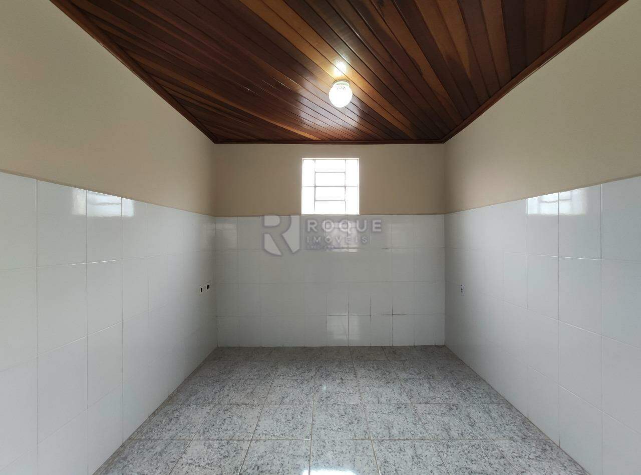 Casa Residencial para aluguel no bairro Vila Queiroz: Cozinha 