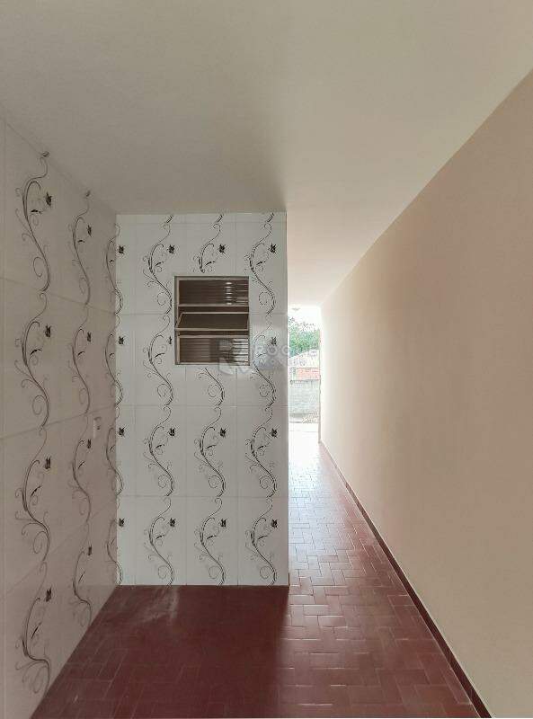 Casa Residencial para aluguel no bairro Vila Queiroz: Área de serviço 