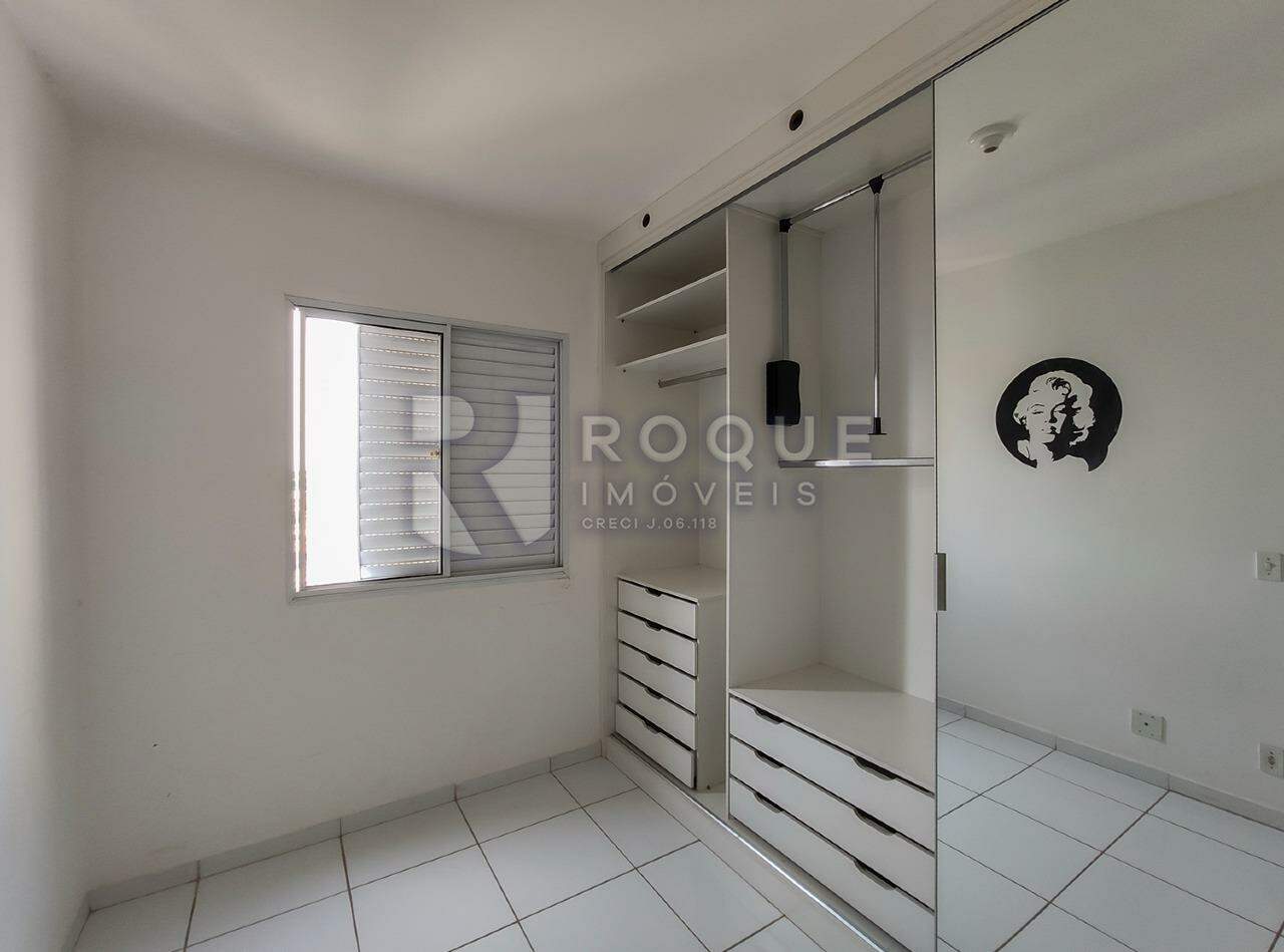 Apartamento para aluguel no bairro Jardim Esmeralda: Dormitório 1