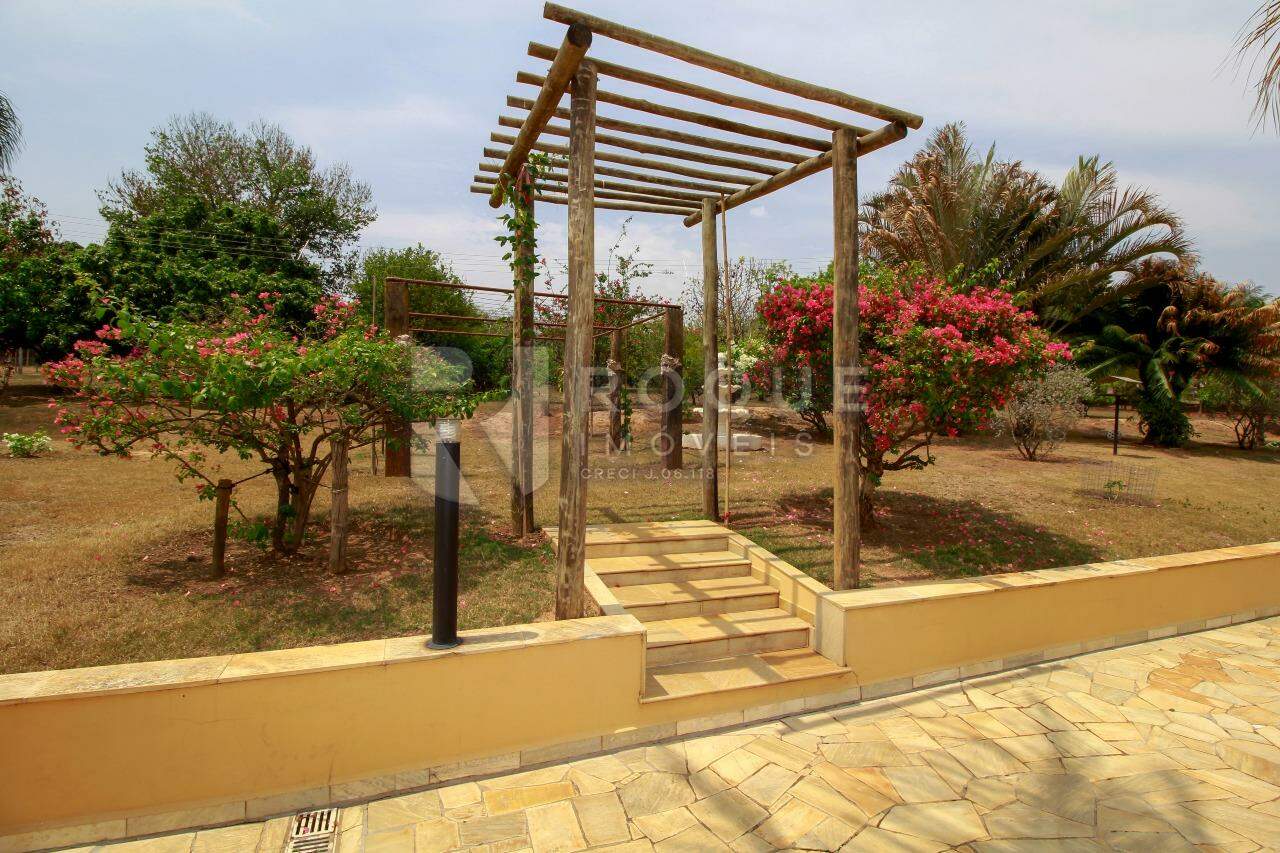 Chácara à venda no bairro Bairro do Pinhal: Solarium