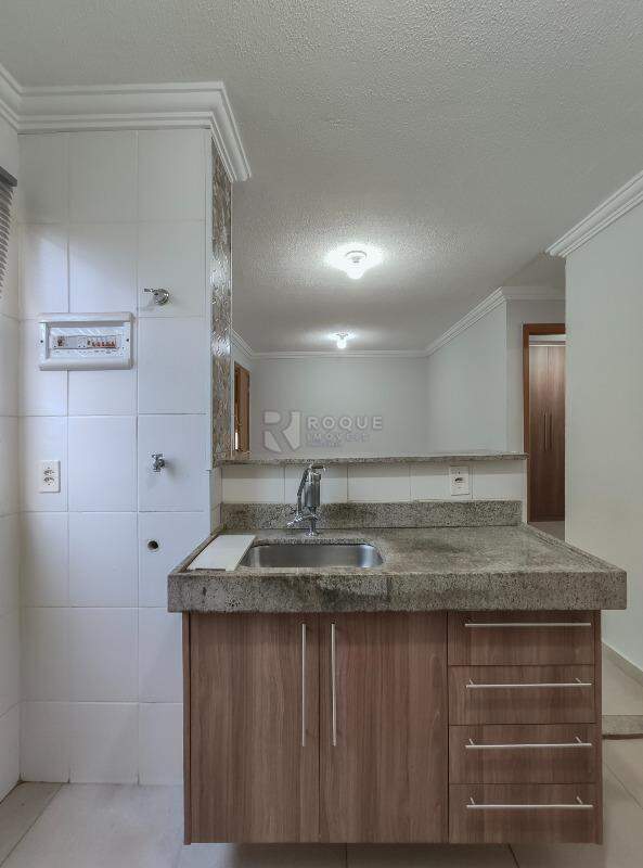 Apartamento para aluguel no bairro Residencial Costa Verde: Cozinha