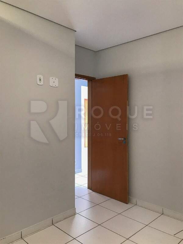 Apartamento à venda no bairro Parque Egisto Ragazzo: 