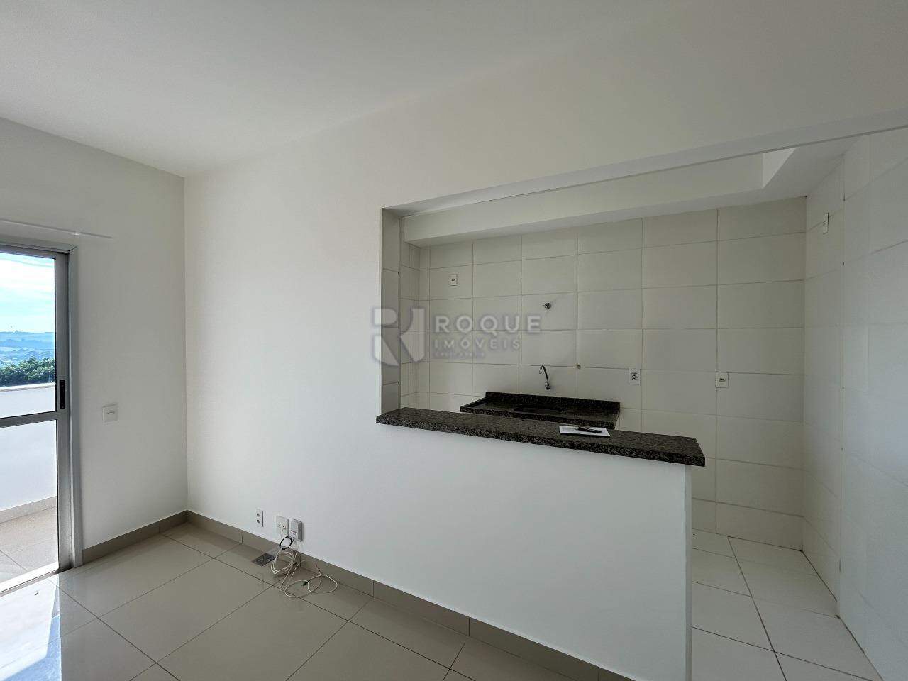 Apartamento para aluguel no bairro Chácaras Antonieta: Sala / Cozinha 