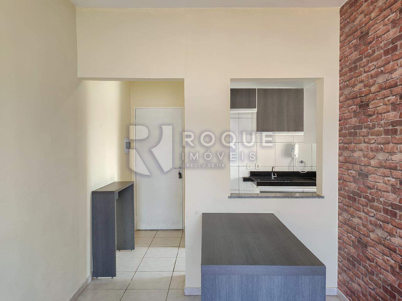 Apartamento para aluguel no bairro Vila Queiroz: Sala