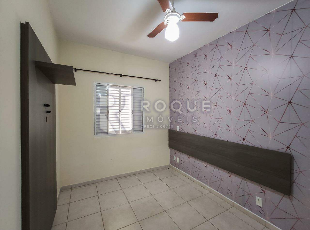 Apartamento para aluguel no bairro Vila Queiroz: Dormitório 1