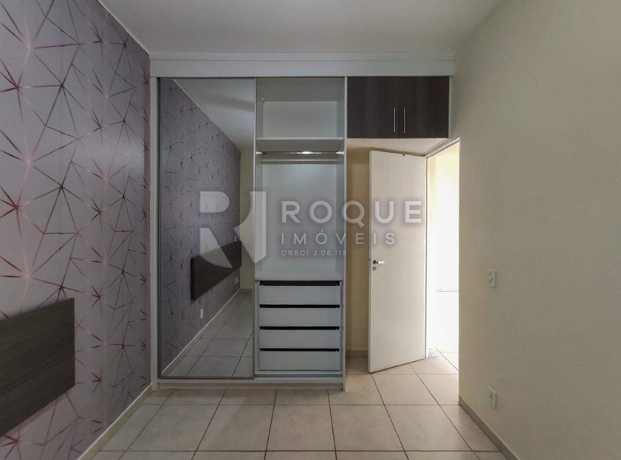 Apartamento para aluguel no bairro Vila Queiroz: Dormitório 1