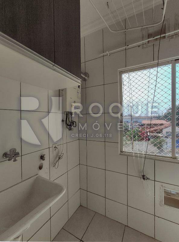 Apartamento para aluguel no bairro Vila Queiroz: Área de serviço