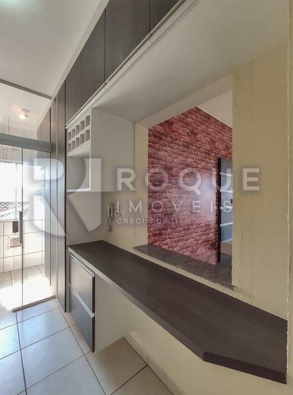 Apartamento para aluguel no bairro Vila Queiroz: Cozinha