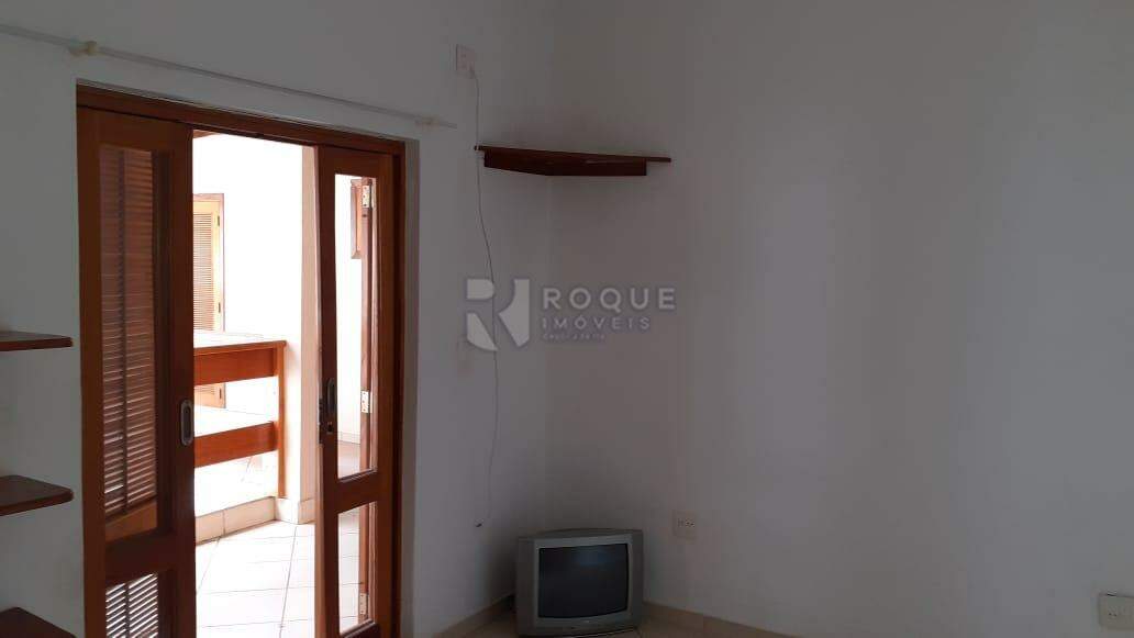 Casa Residencial à venda no bairro Vila Solar: