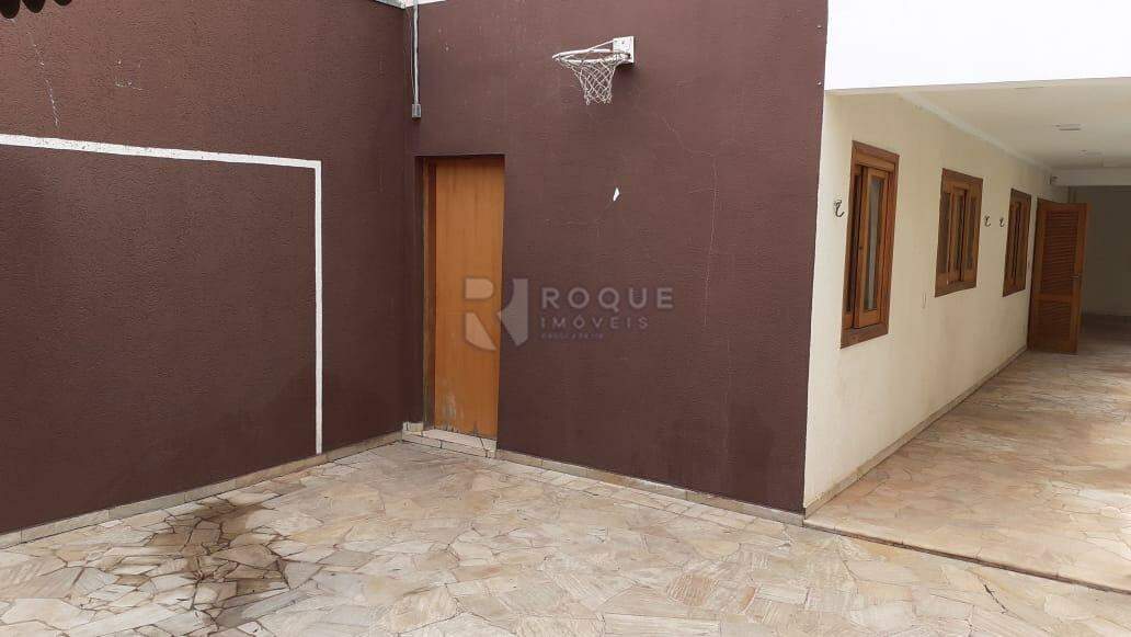Casa Residencial à venda no bairro Vila Solar: