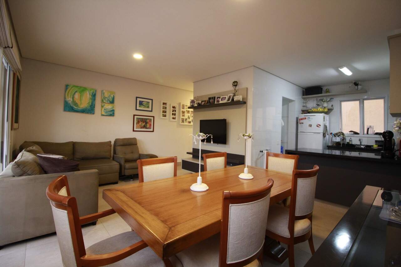 Apartamento à venda no bairro Jardim Residencial Francisco Cruãnes: Sala