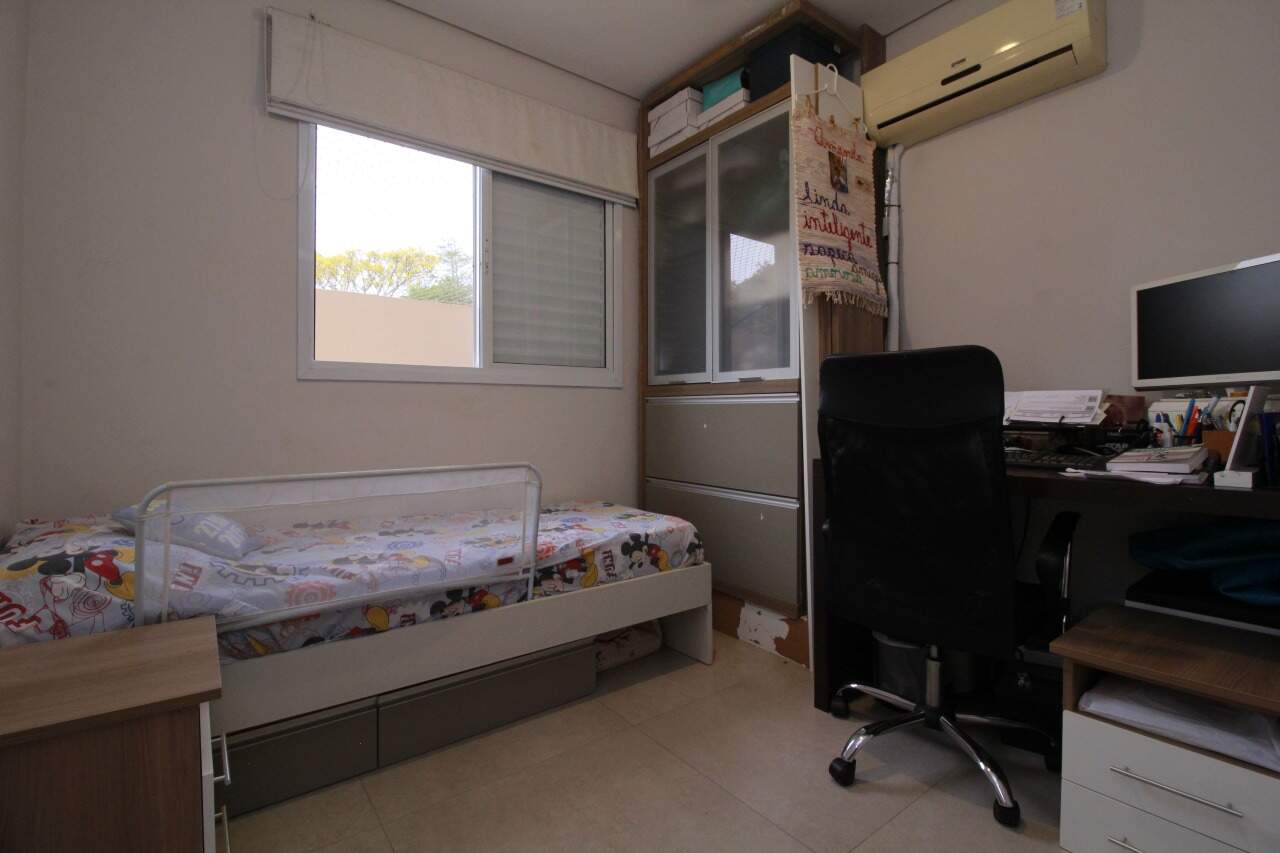 Apartamento à venda no bairro Jardim Residencial Francisco Cruãnes: Dormitório 1