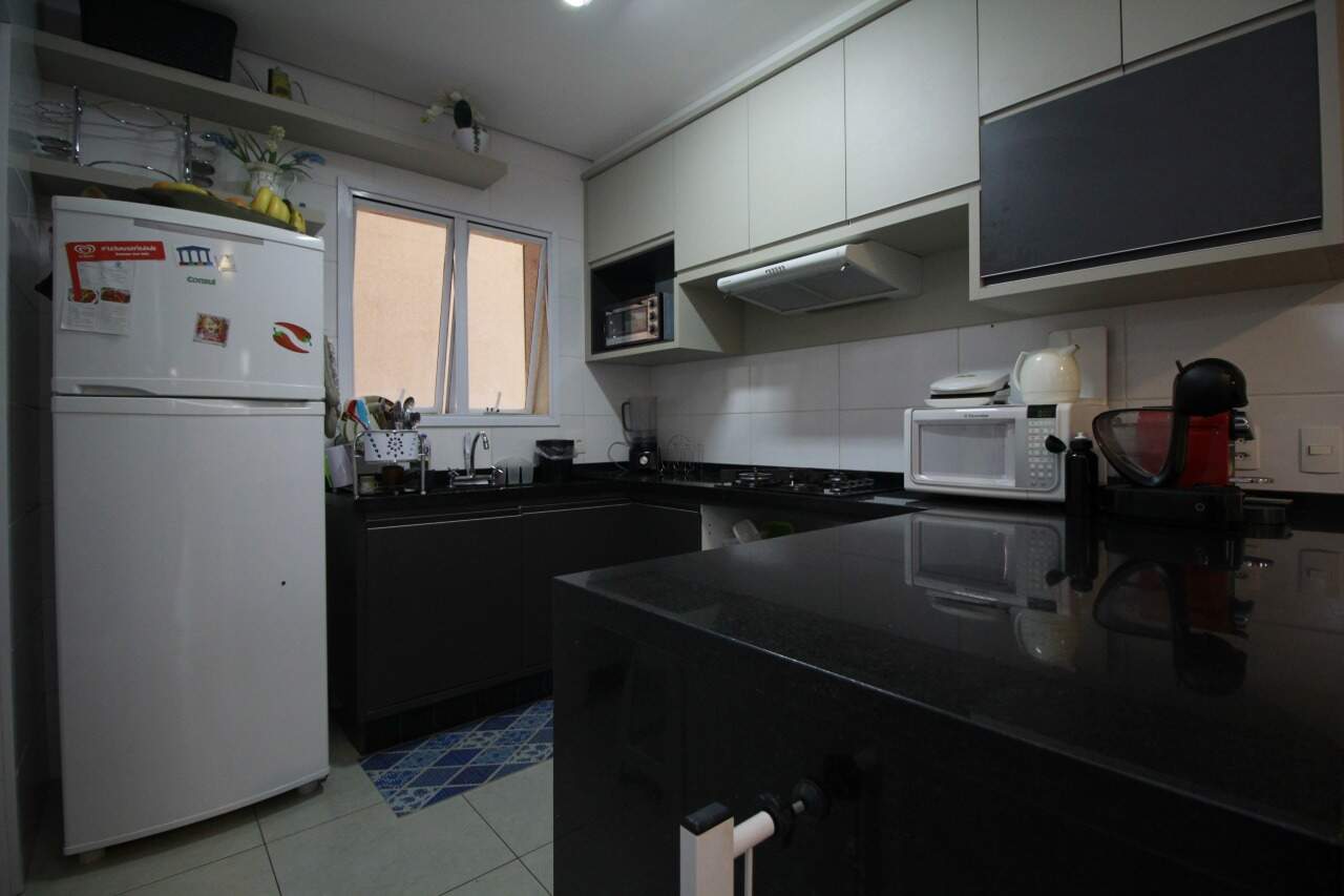 Apartamento à venda no bairro Jardim Residencial Francisco Cruãnes: Cozinha