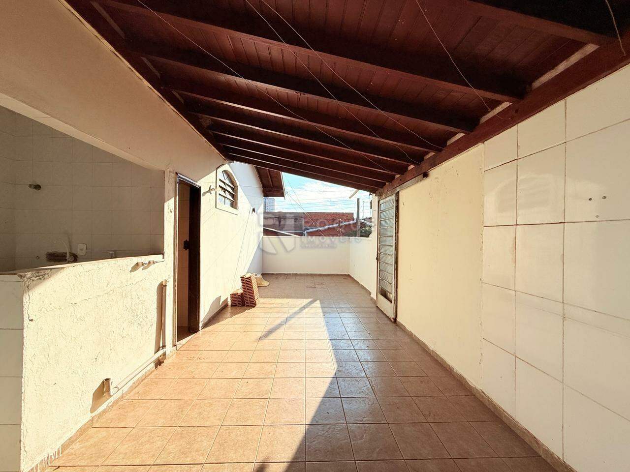 Casa Residencial para aluguel no bairro Jardim Piratininga: Quintal