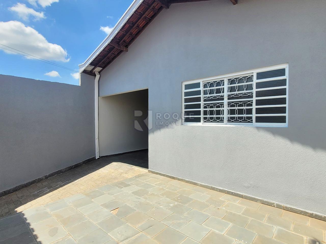 Casa Residencial para aluguel no bairro Jardim São Lourenço: Frente