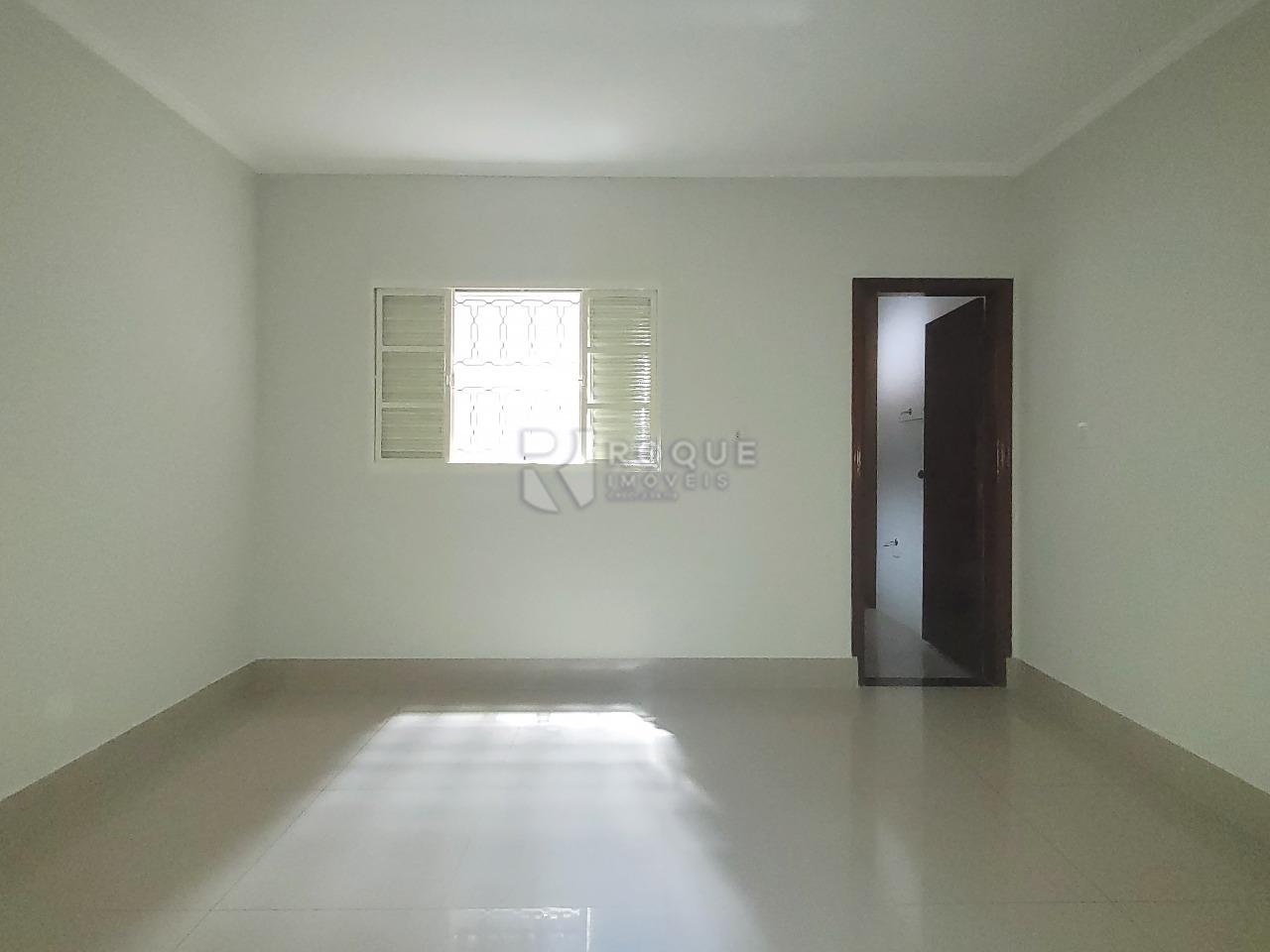 Casa Residencial para aluguel no bairro Jardim São Lourenço: Dormitório 02 Suíte