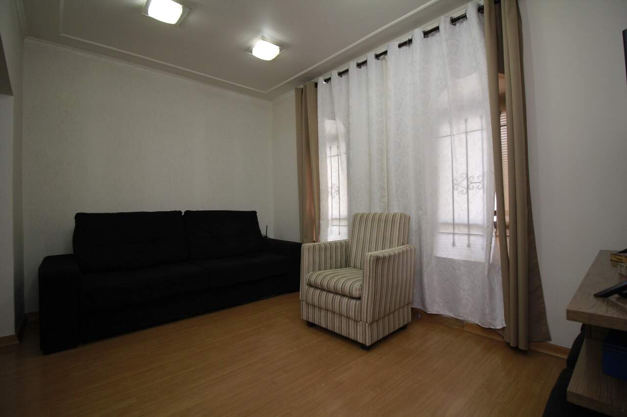 Casa Residencial à venda no bairro Jardim Bartolomeu Grotta: Sala