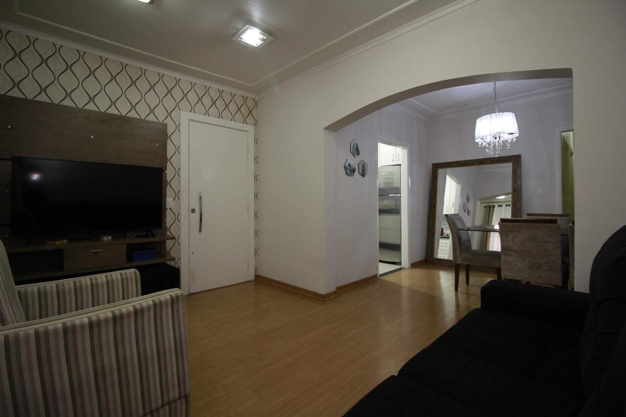 Casa Residencial à venda no bairro Jardim Bartolomeu Grotta: Sala