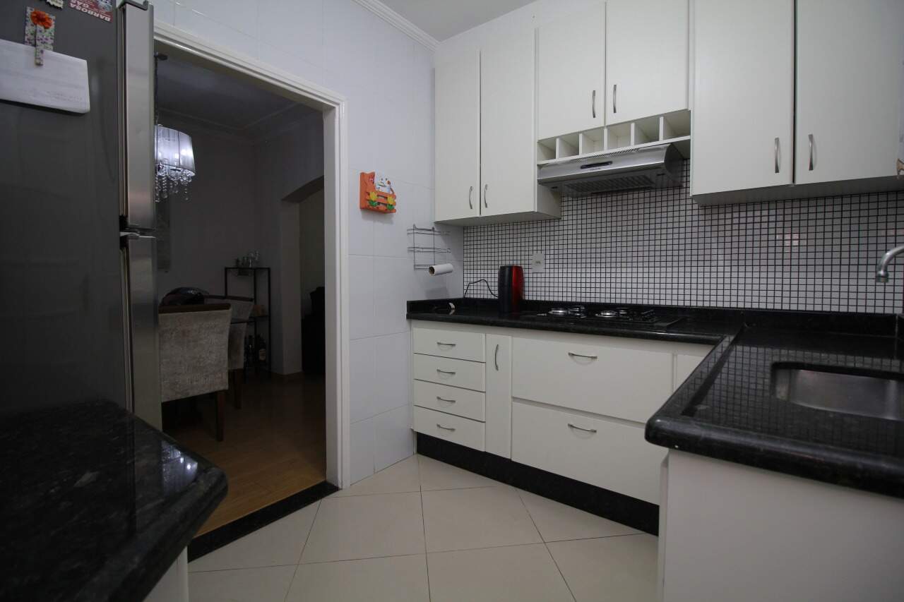 Casa Residencial à venda no bairro Jardim Bartolomeu Grotta: Cozinha