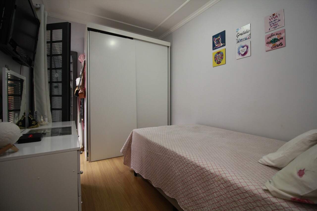 Casa Residencial à venda no bairro Jardim Bartolomeu Grotta: Dormitório 1