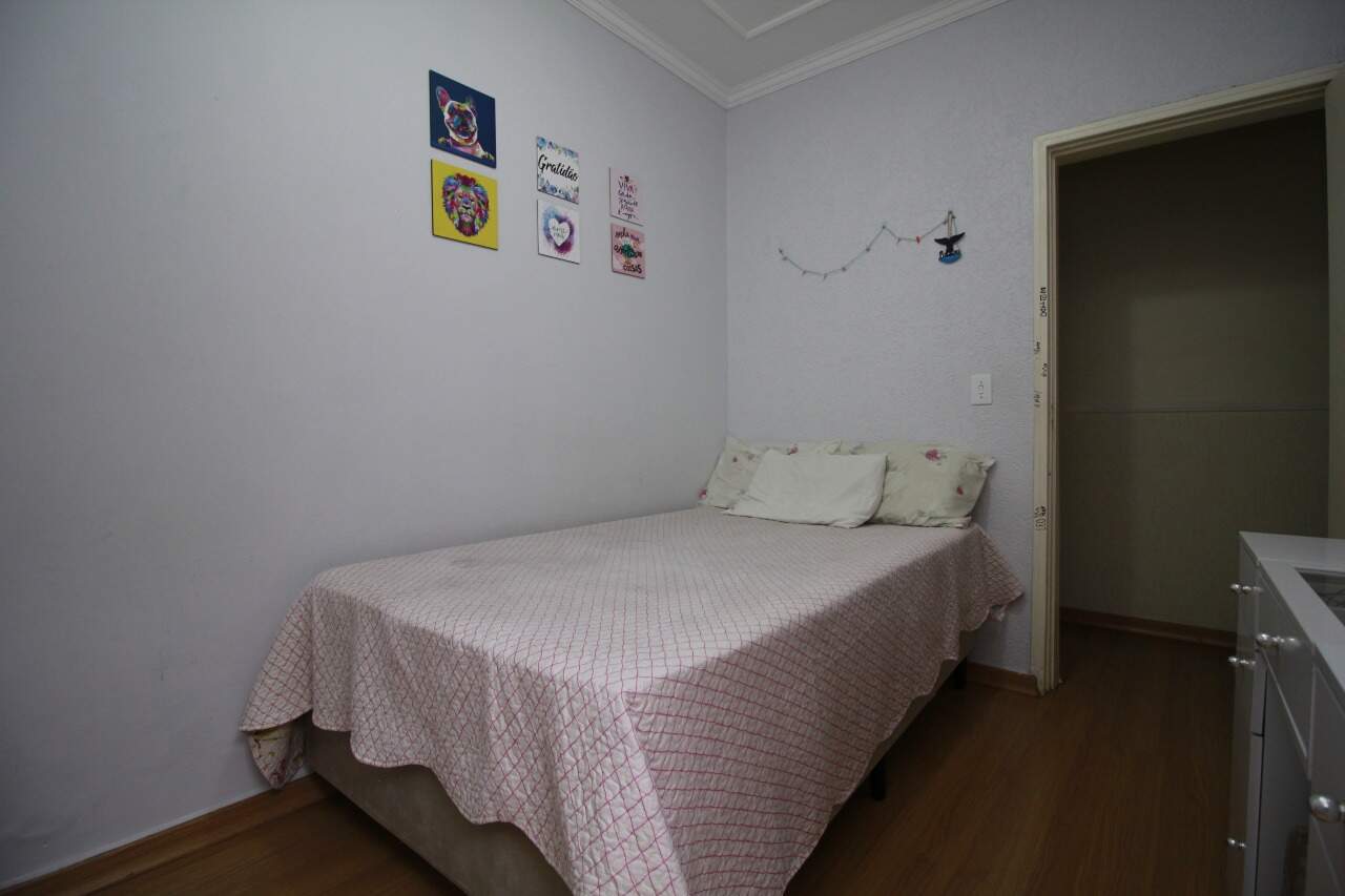 Casa Residencial à venda no bairro Jardim Bartolomeu Grotta: Dormitório 1