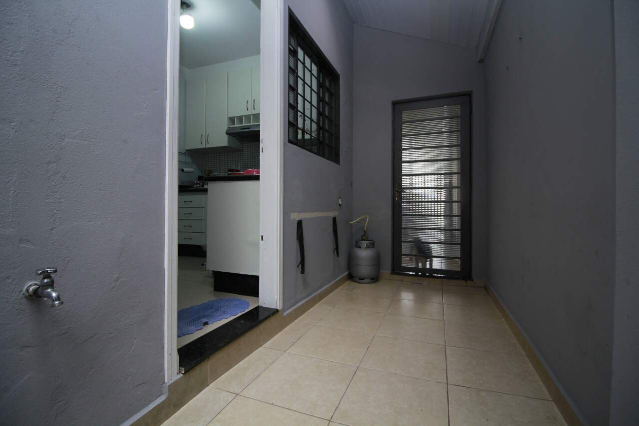 Casa Residencial à venda no bairro Jardim Bartolomeu Grotta: Área Externa