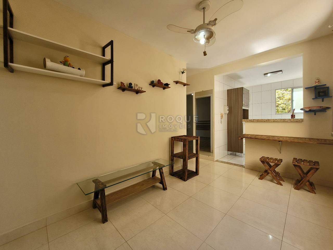 Apartamento à venda no bairro Jardim do Lago: SALA