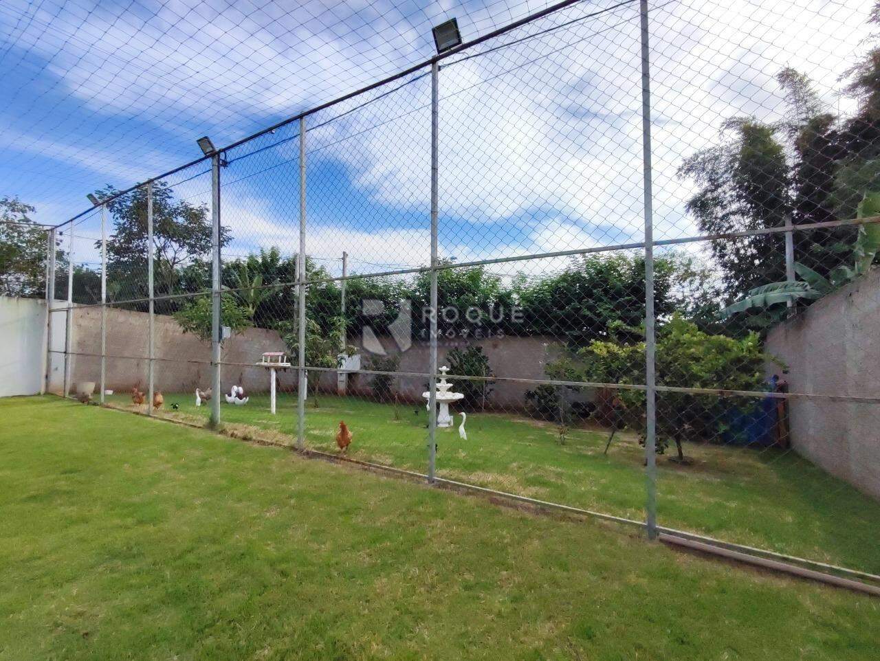 Chácara para aluguel no bairro Bairro dos Frades: Fundos