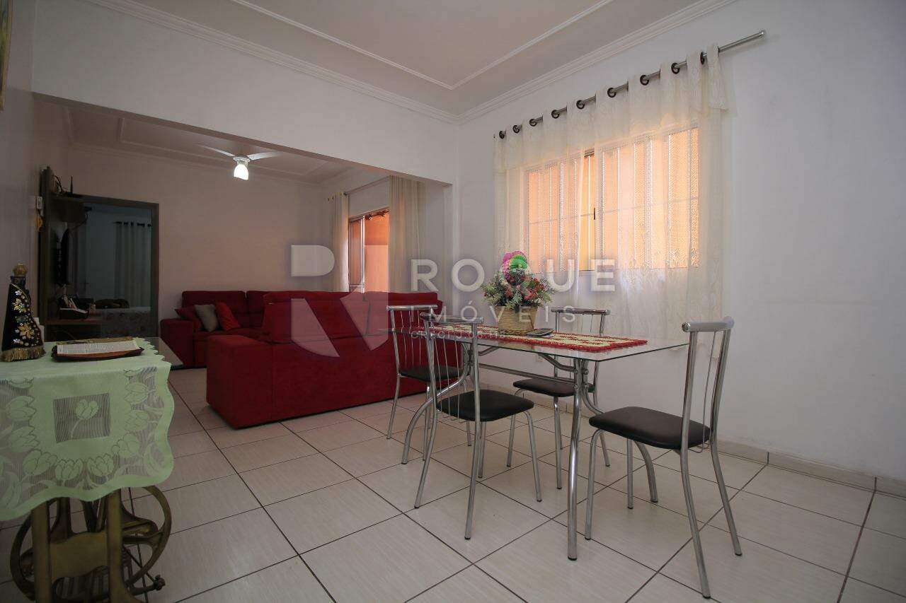 Casa Residencial à venda no bairro Parque Residencial Aeroporto: Sala de Jantar